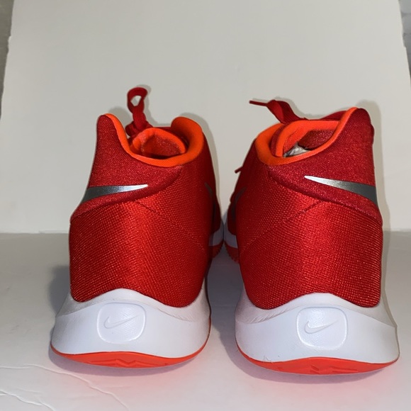 NWOB Nike Men's Zoom Red Hyper quickness 2015 Basketball Shoes - Picture 5 of 12